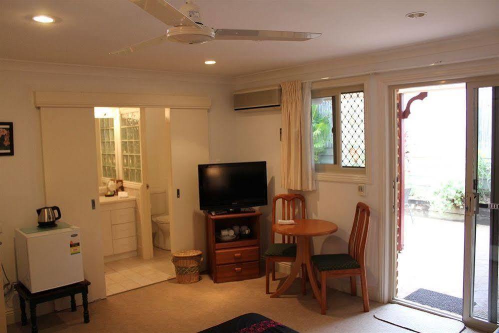Ruskin House Byron Bay Exterior photo